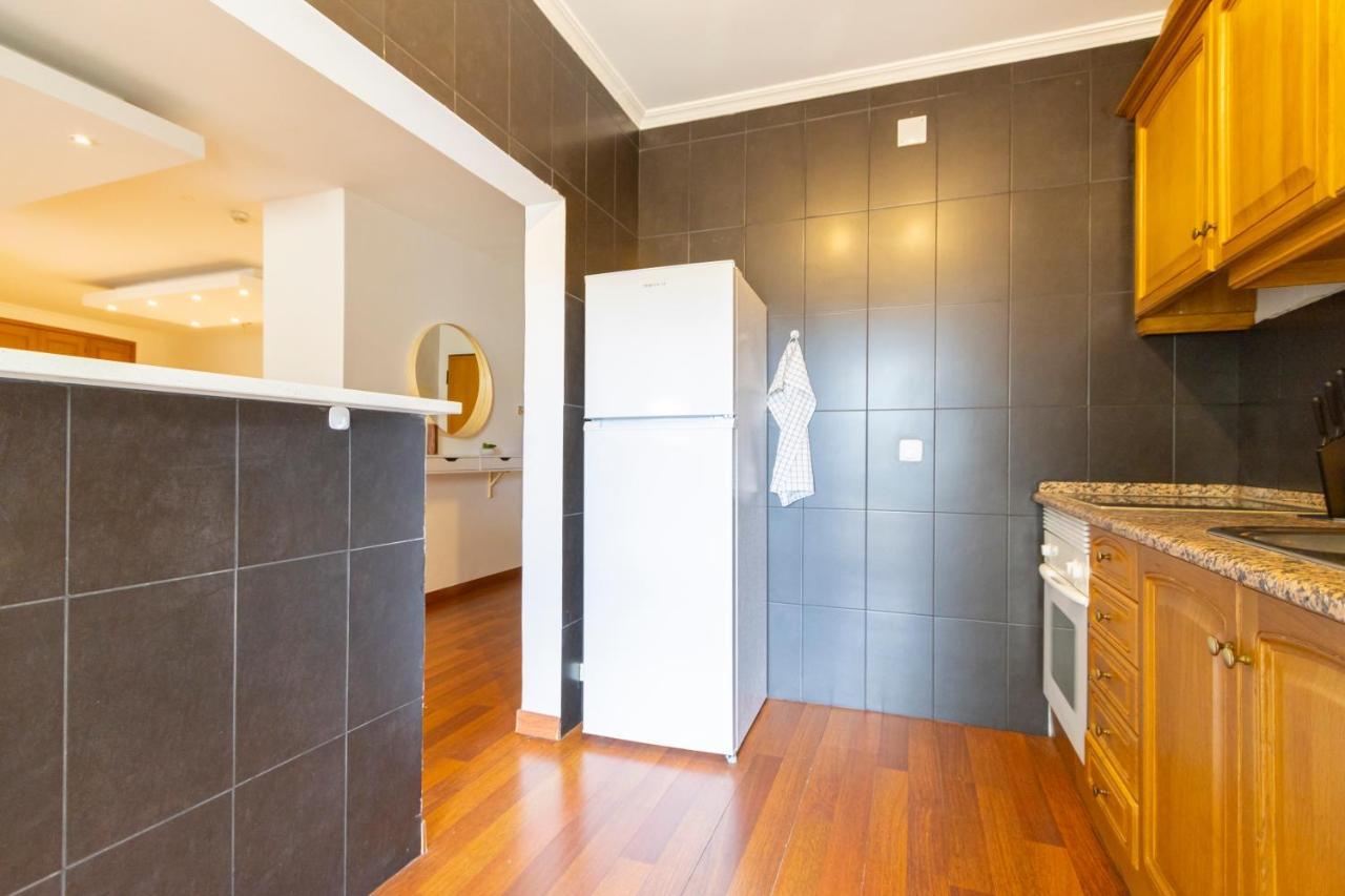 Spaceful Apartment In Albufeira Buitenkant foto