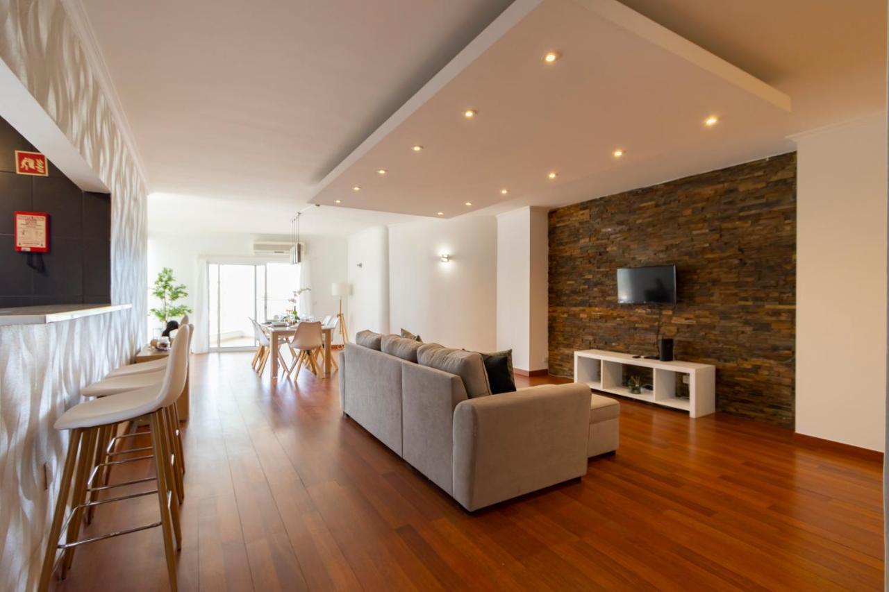 Spaceful Apartment In Albufeira Buitenkant foto